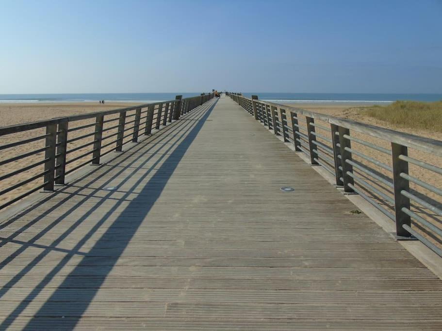 Bel Appartement Au Bord De L'Ocean Saint-Jean-de-Monts Kültér fotó